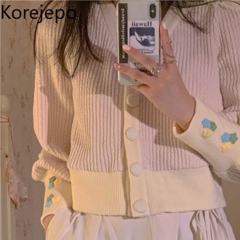 

Korejepo Women Sweater 2021 Spring Autumn Korean Retro Sweet Cuffs Three-Dimensional Flower Embroidery Design Knitted Cardigan