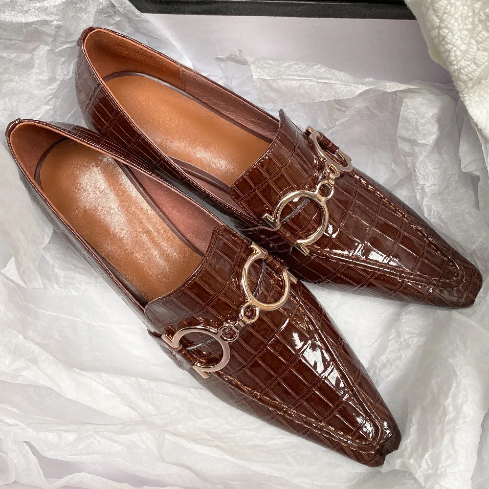 

Plus size 33-43 women's patent leather Stone pattern metal buckle slip-on pumps thick med heel elegant ladies OL style shoes hot