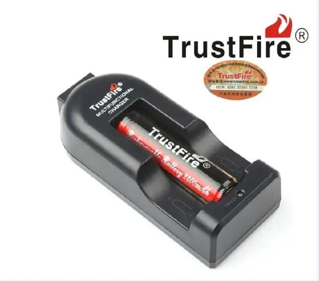 TrustFire защищенная 18650 3 7 V 2400mAh перезаряжаемая литиевая батарея + TR 002 одиночное