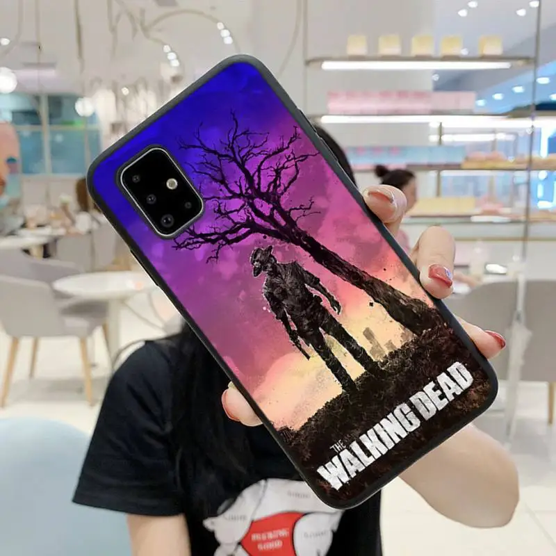 

ZFGHSHYQ American TV Series The Walking Dead Phone Case For Samsung S9 10 20Plus Note 7 8 9 10 10plus Pro J8 M30 31 A30s A71