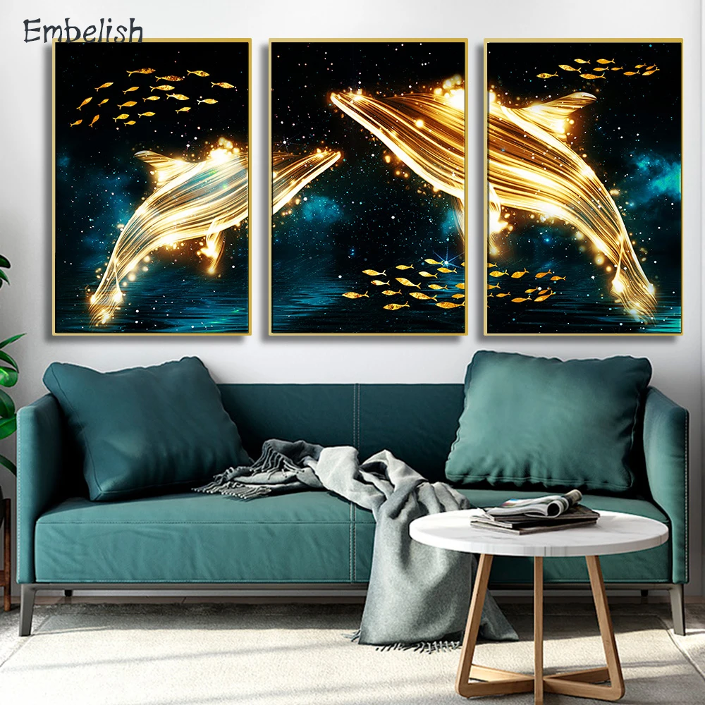 Настенные постеры в скандинавском стиле с изображением золотых рыбок Кита