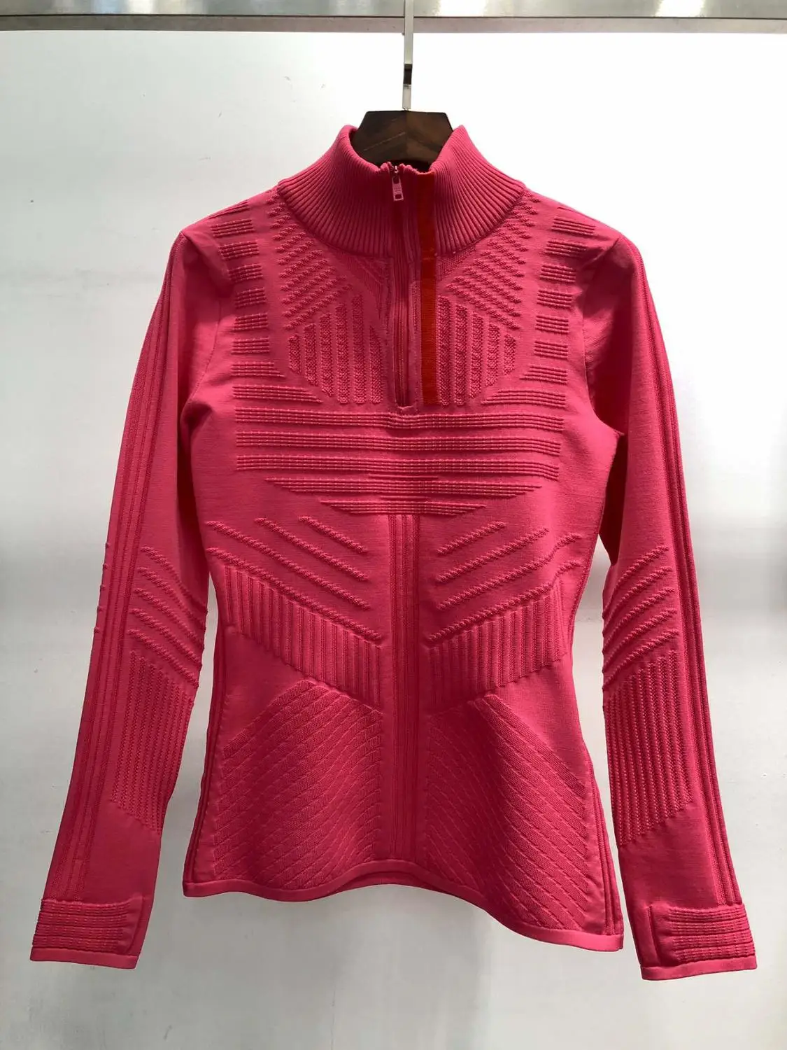 12.30 2020 Early Spring New Women Tide Fashion Contrast color Half Zipper Design Slim Pullover Knitwear Top | Женская одежда