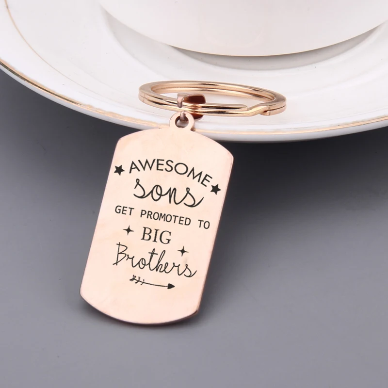 Именной буква брелок глубокая гравировка Awesome sons получить продвижение к big brothers