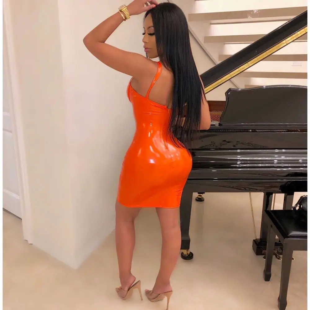 Женское облегающее мини платье из искусственной кожи оранжевое красное короткое