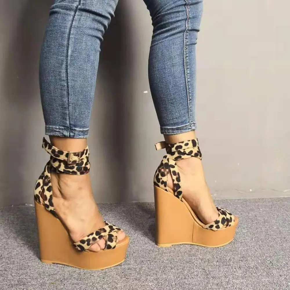 Оригинальные Модные женские босоножки Босоножки на платформе с перекрестной
