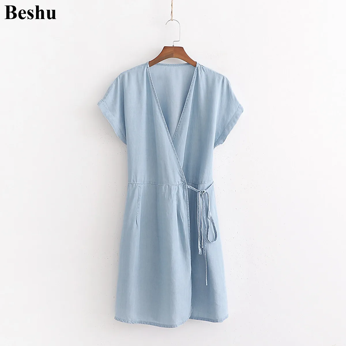 Женское джинсовое мини платье za синее из тенсельной джинсовой ткани с v образным