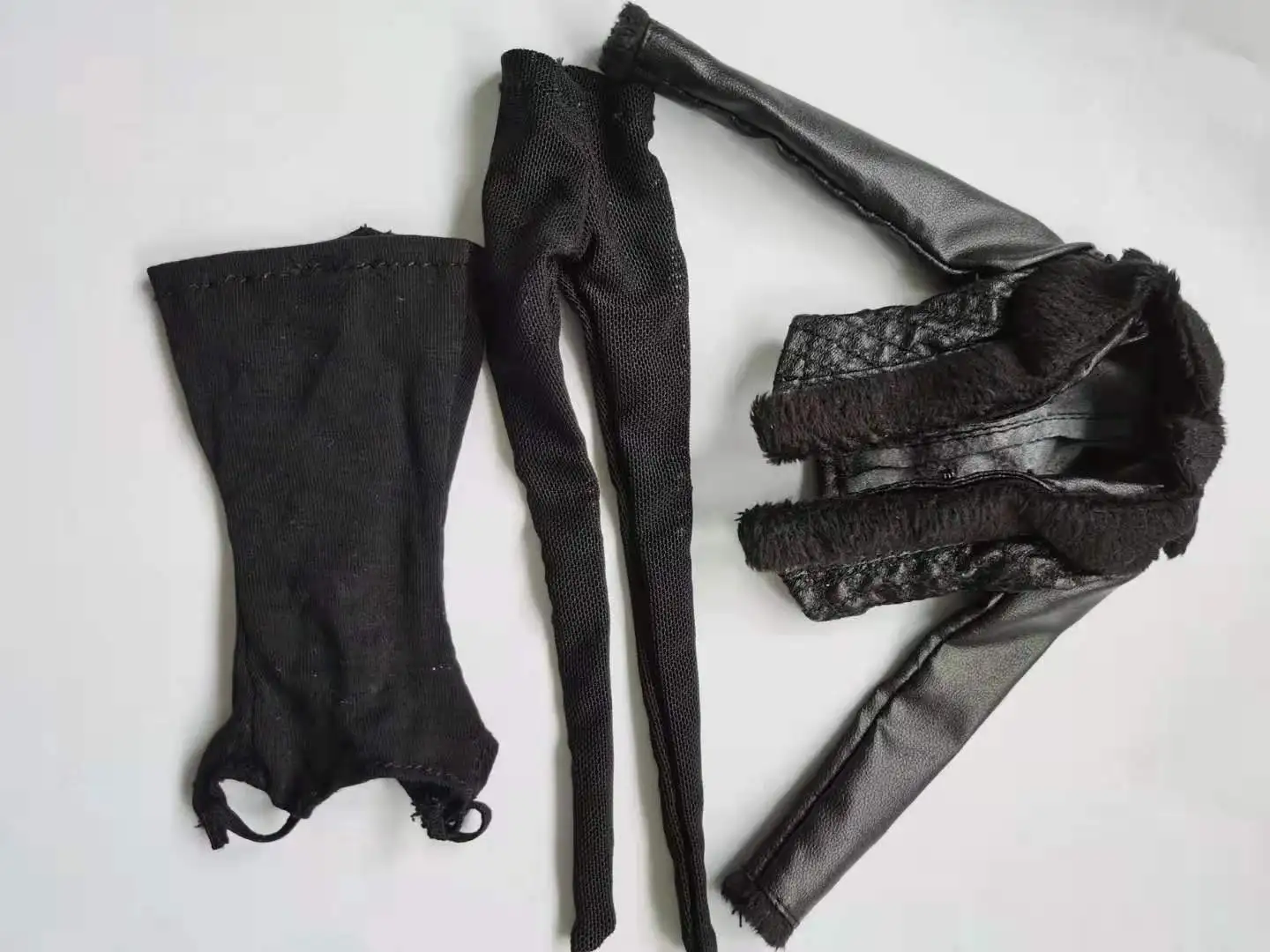 Модель женского Черного Плюшевого кожаного пальто в масштабе 1/6 модель платья