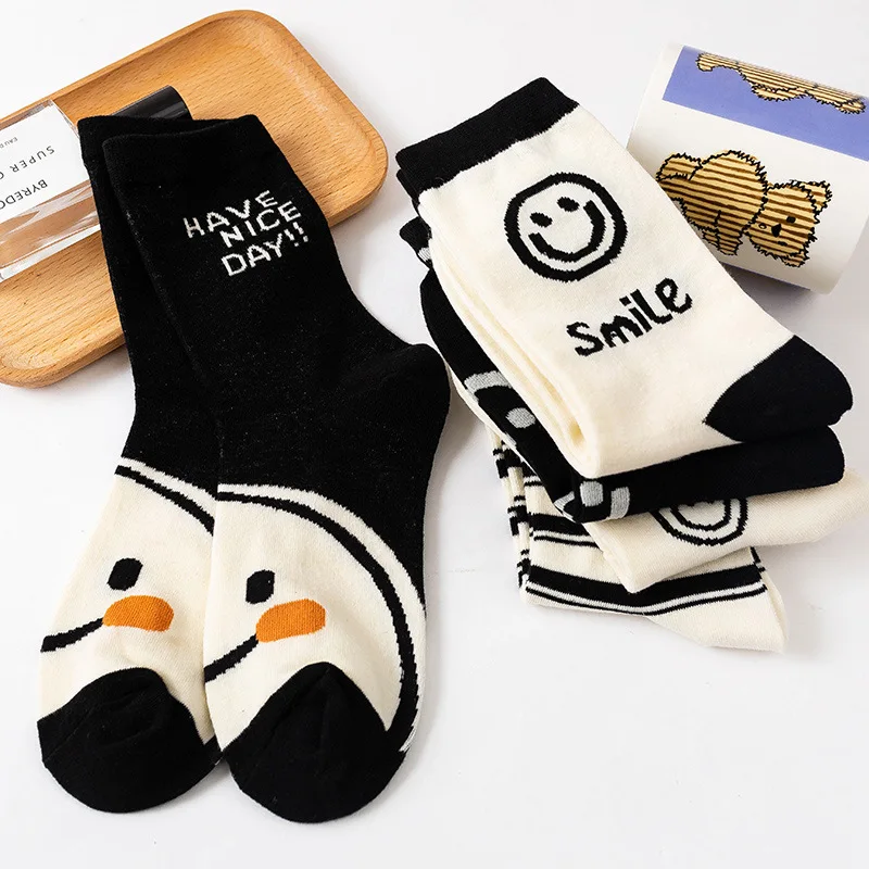 Korea Smiling Face Harajuku Women Socks Kawaii Cute Funny Cotton Socks Unisex Happy Casual Streetwear  Woman Socks