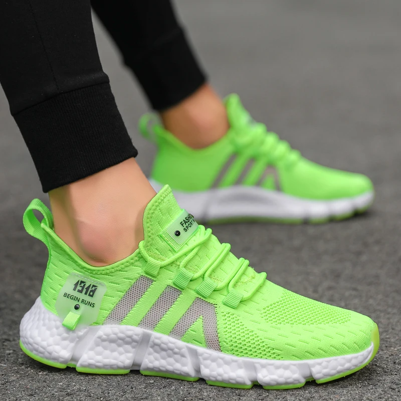 Кроссовки мужские сетчатые легкие дышащие Нескользящие на шнуровке