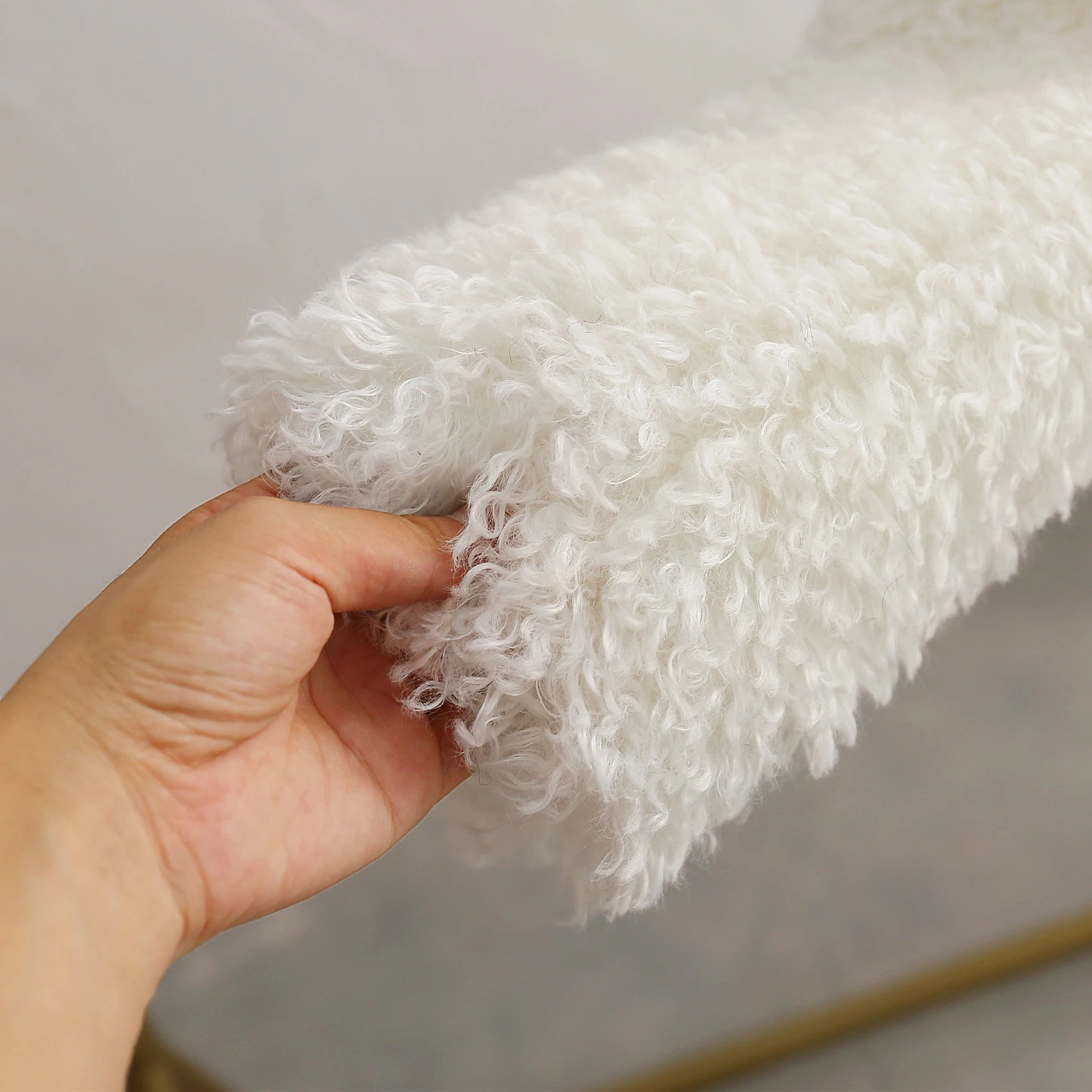 2019 однотонные зимние искусственные меховые пальто из овечьей шерсти женские