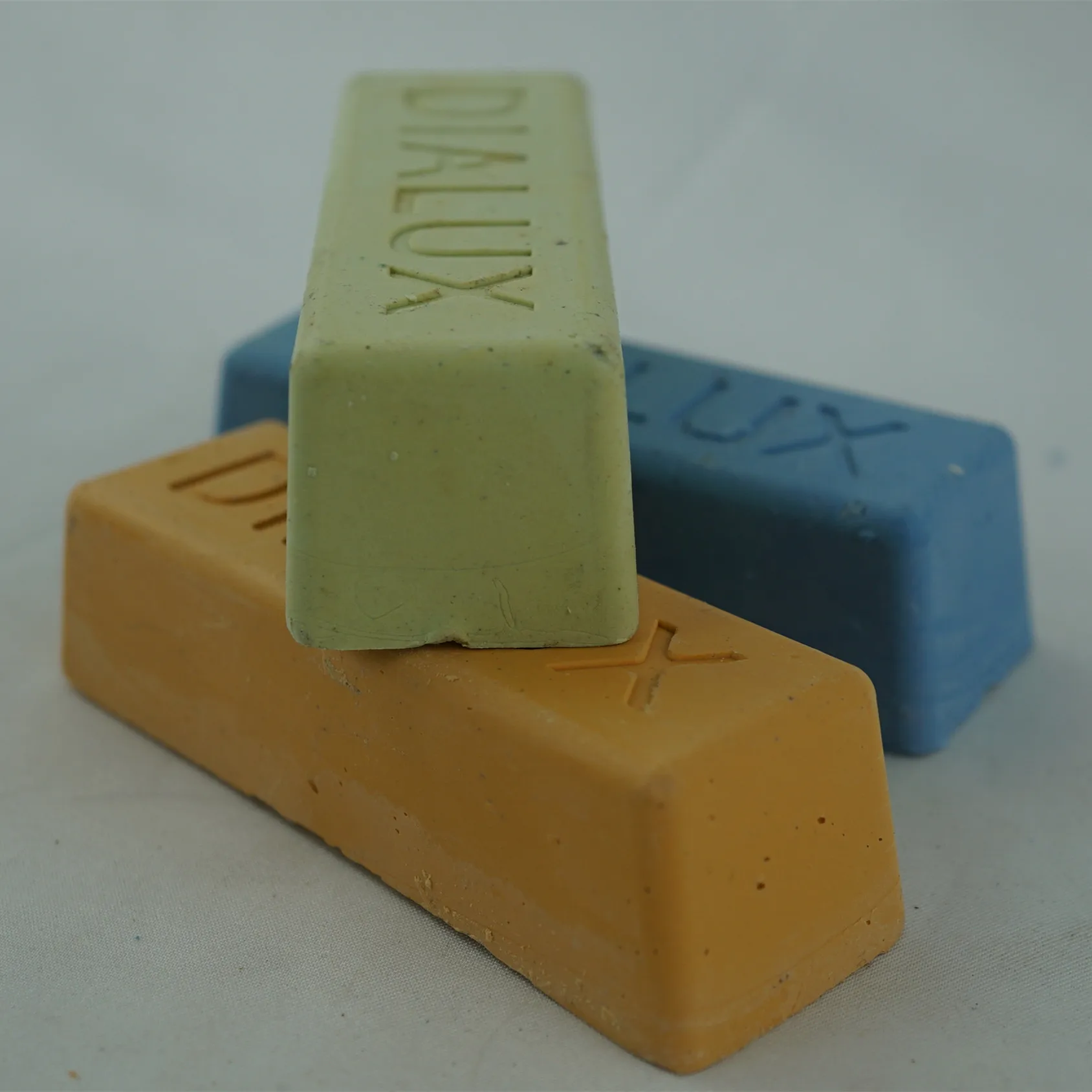 Полировальный воск Dialux для ювелирных изделий Полировка и металлов |