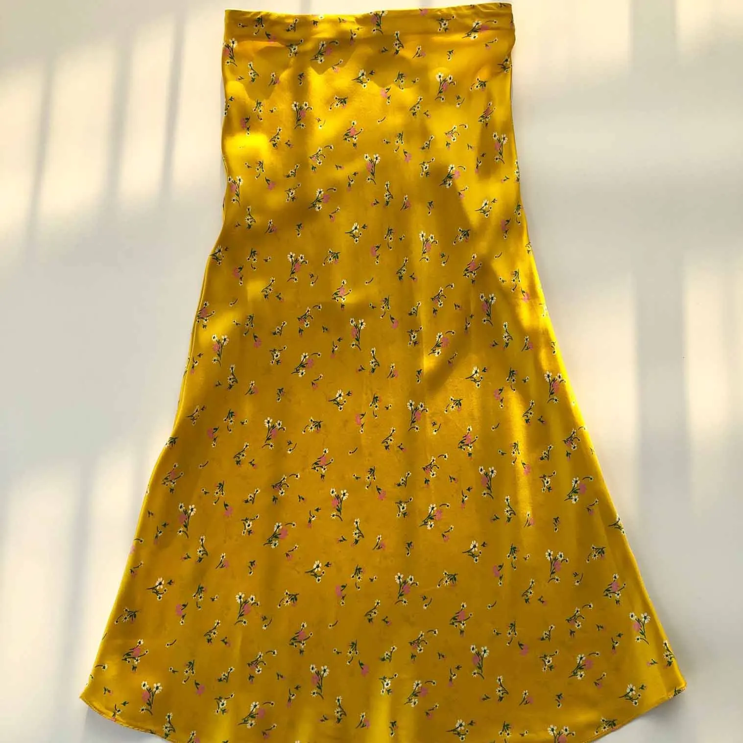 

Women Skirt Silk Fishtail Skirt