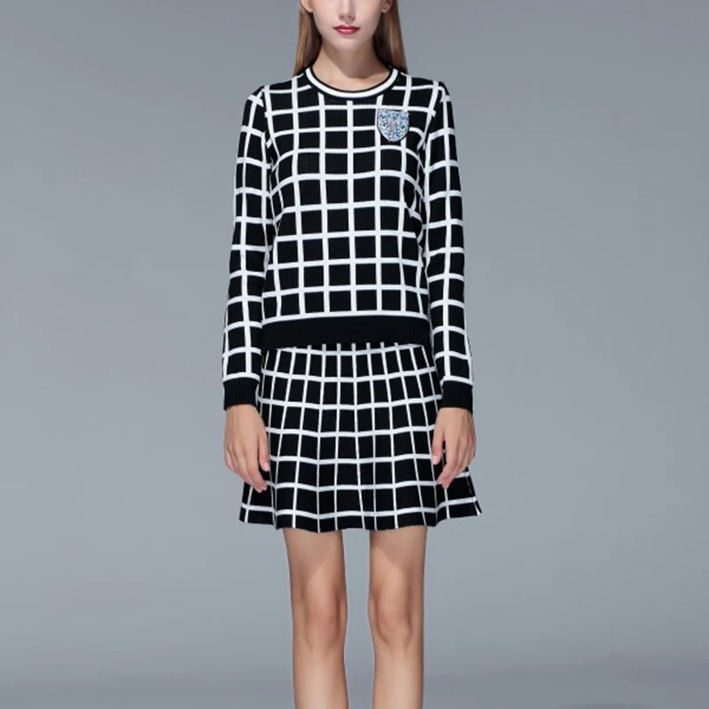 Женский вязаный свитер и юбка комплект из 2 предметов Свитшот в клетку черный
