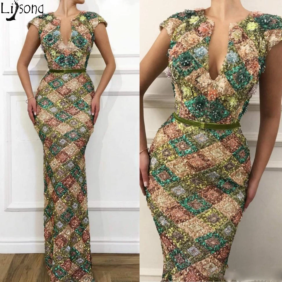 Женское блестящее платье русалка длинное с рукавами крылышками и V образным