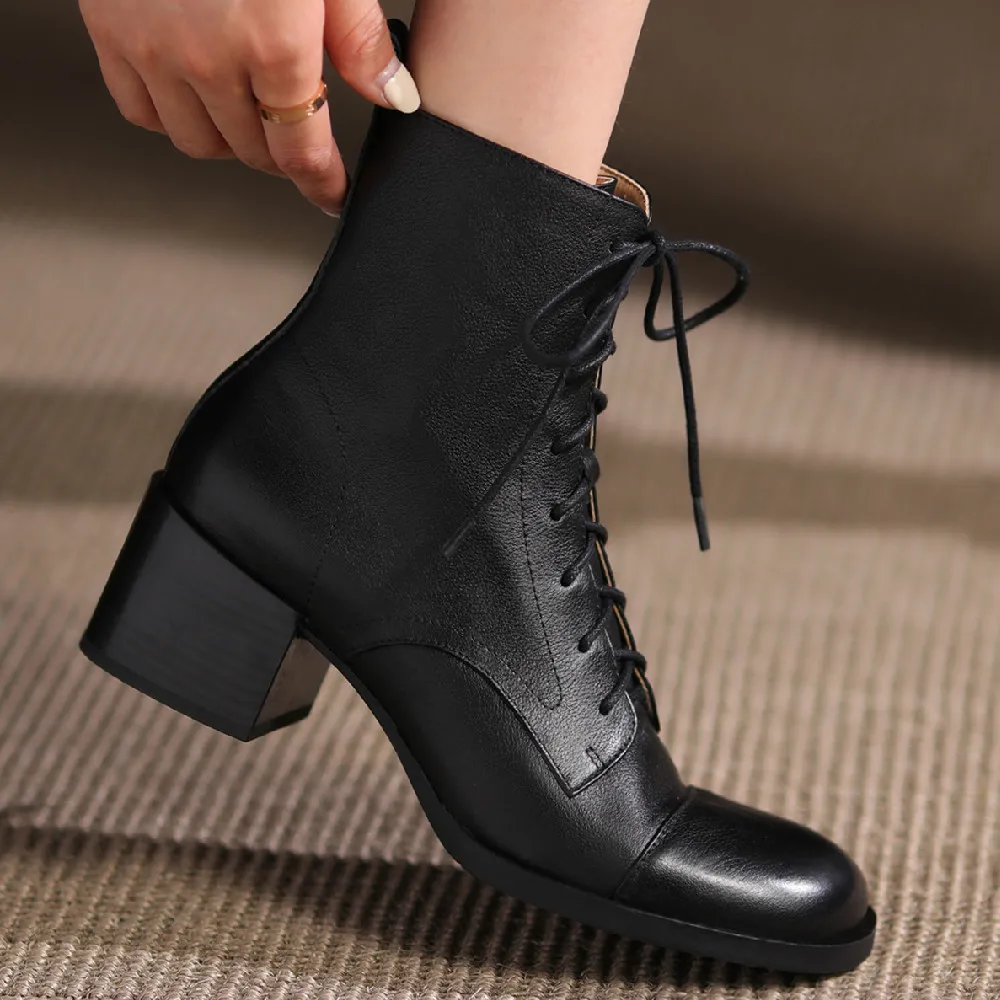 

Женские осенние ботильоны из натуральной кожи на толстом среднем каблуке с круглым носком на шнуровке элегантные женские повседневные кор...