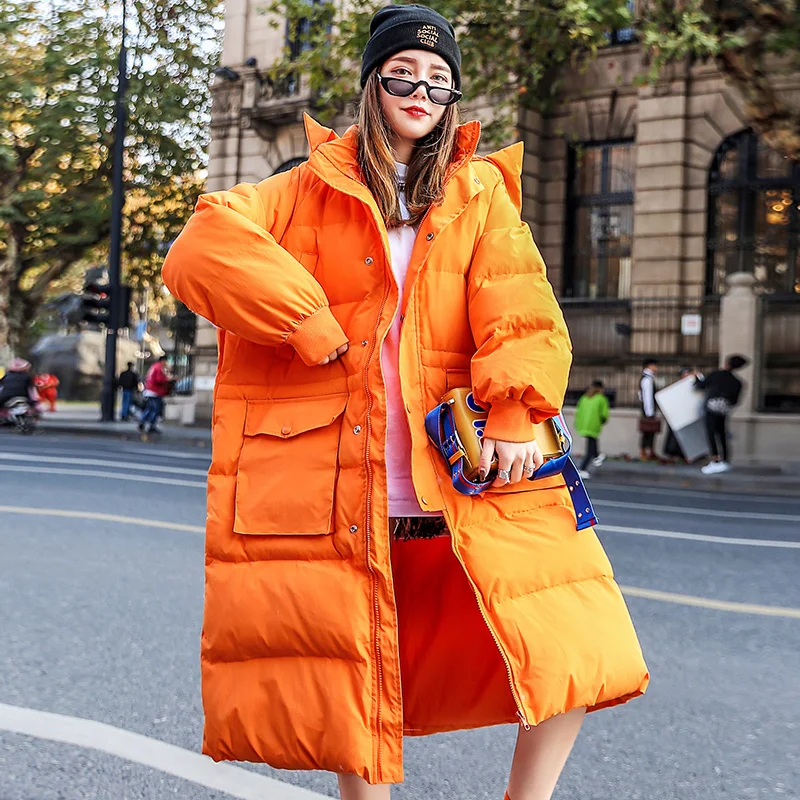 Женское длинное пальто на белом утином пуху теплая свободная парка с капюшоном