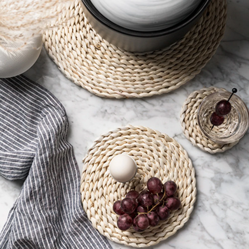

Natural Cup Coaster Grass Round Rattan Woven Husk Placemats Dining Table Mats Heat Kitchen Accessories Corn Straw Woven Handmade