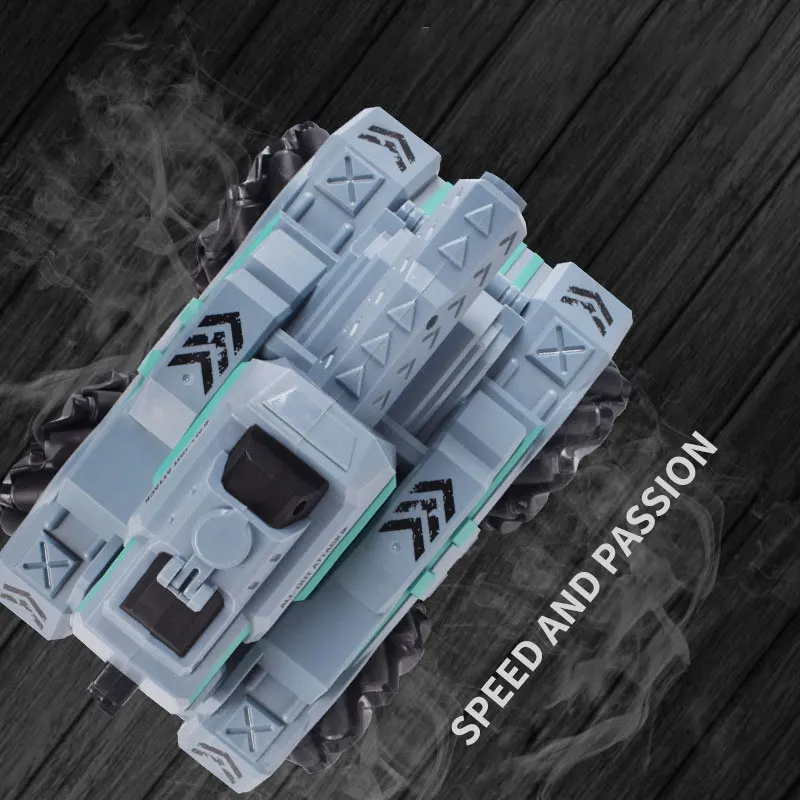 2 4G Радиоуправляемый автомобиль игрушки Танк для детей может стрелять водяные