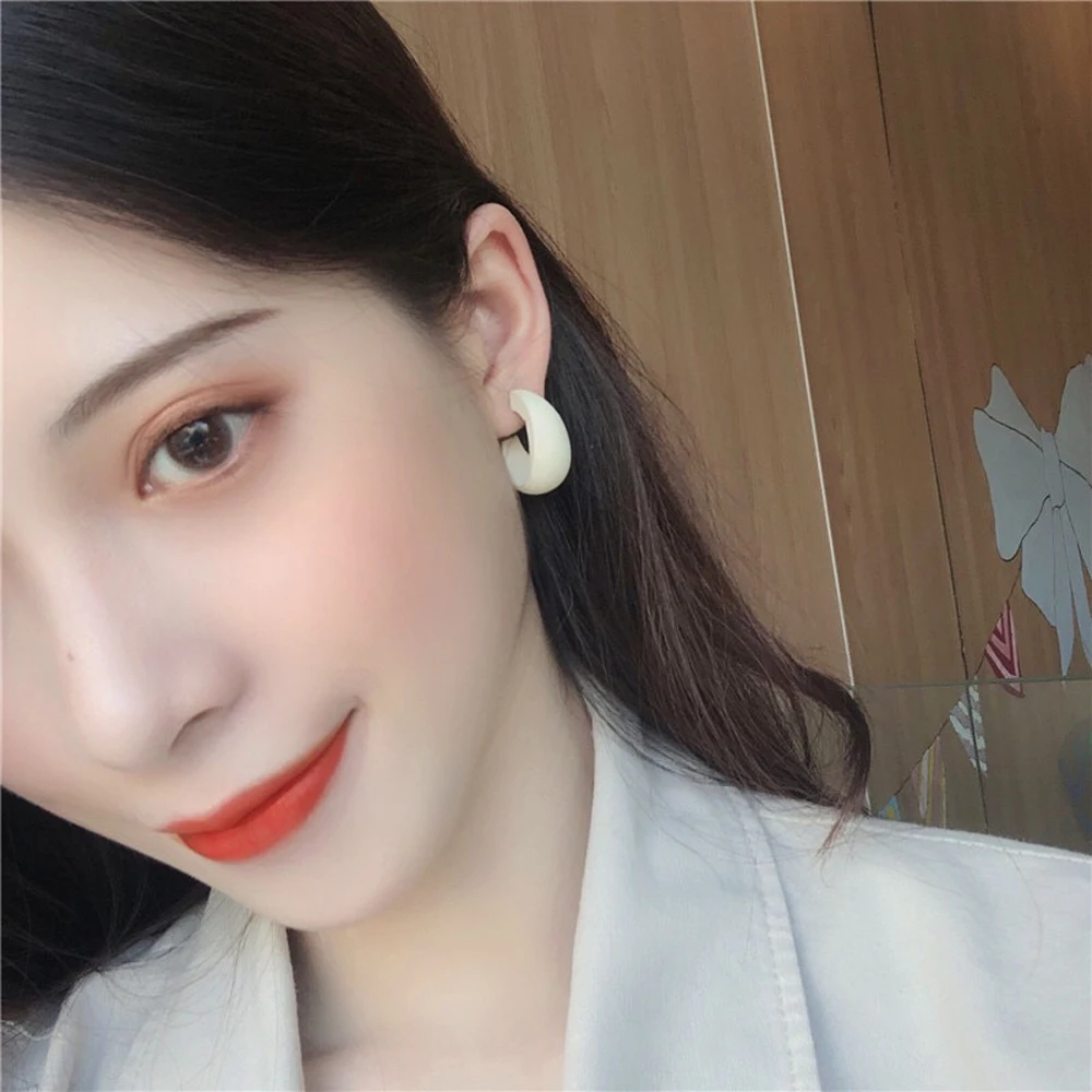 

South Korea style Earrings Cute Fashion Personality Fashion Women's Beautiful Stud Earrings Jewelry Accessories