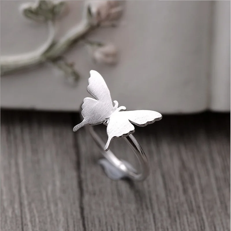 

Delicate Butterfly Ring Silver Color Opening Adjustable Ring Fashion Jewelry Ladies Engagement Wedding Valentine's Day Gift