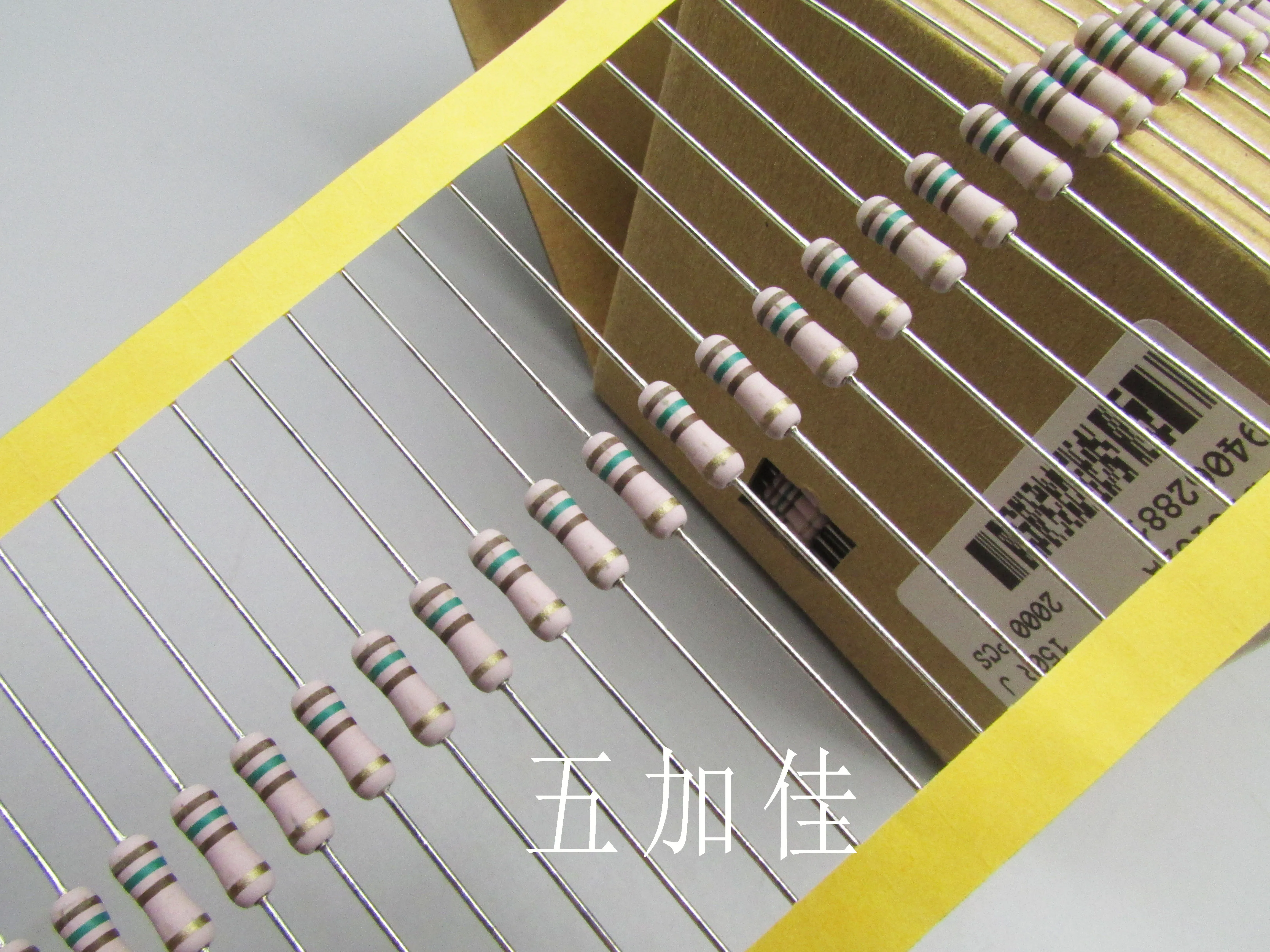 

Original new 100% MOS1CT52A151J 1W 150R 5% axial color ring resistor four rings 3*8mm (Inductor)