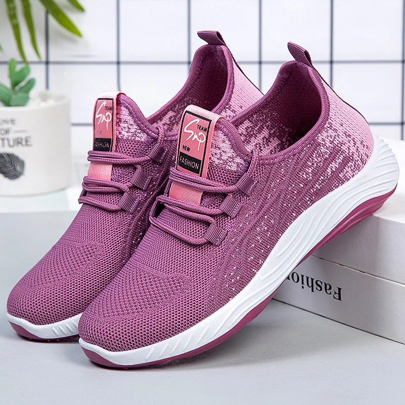 

2021 New Sports Shoes Women's Flying Woven Breathable Casual Running Shoes Soft Bottom Fashion02
