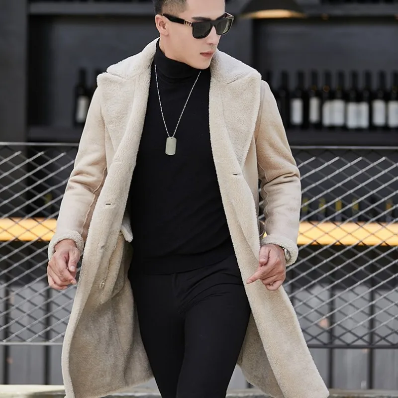 Зимняя мужская двубортная длинная куртка из натурального меха приталенное