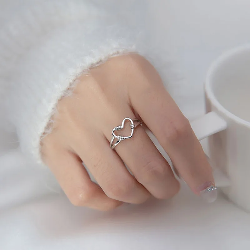 

Fashion Silver Plated Elegant Women Hollow Out Love Heart Rings for Women Sweet Sexy Opening Ring Retro Jewelry Hip-hop Gift