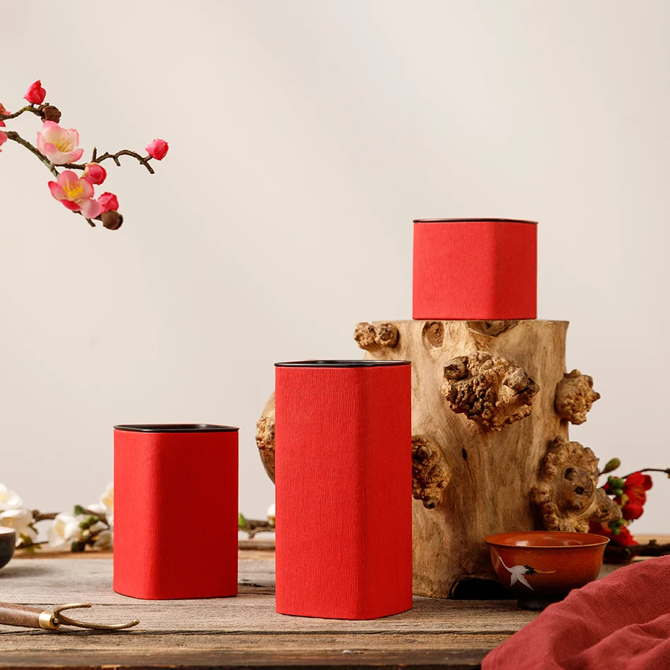 

Star Packaging Printed Logo Black Cardboard Tube Eco friendly Cylinder Paper Tube Packaging Can