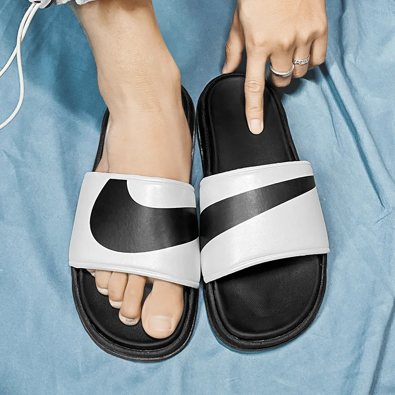 

2021 Summer Men's Slippers PU Slides Fashion Beach Slides Men Shoes Indoor Home Bathroom Slippers Women Couple Bath Flip Flops