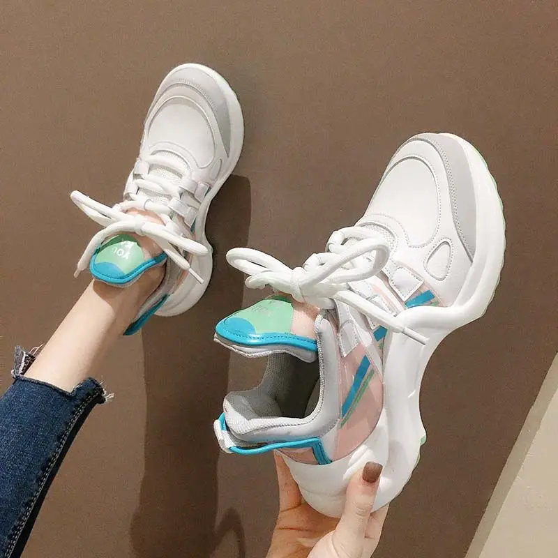 

Hot Selling Fashion Shoes Ultra Breathable Mesh Leather Casual Shoes Lace Up Trainers Brand Street Styles Women Sneakers AA-511