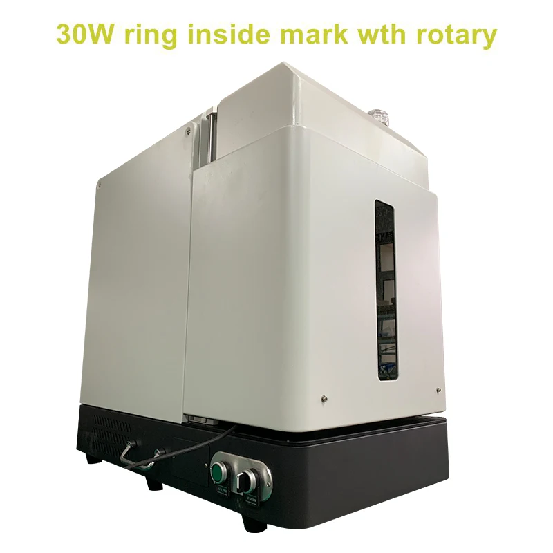 Полностью закрытая машина для лазерной маркировки 50 Вт металлических брелоков.