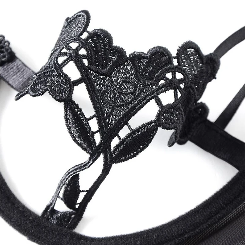 Женское бельё Комплект комбинация бюстгальтер с вышивкой + трусики Новое