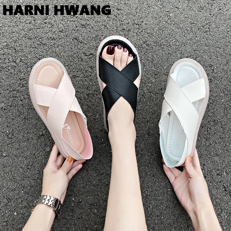 

2021summer New Fashion Ladies Slippers Comfortable Non-Slip Ladies sandals Casual Breathable Wear-Resistant Sandals And Slippers