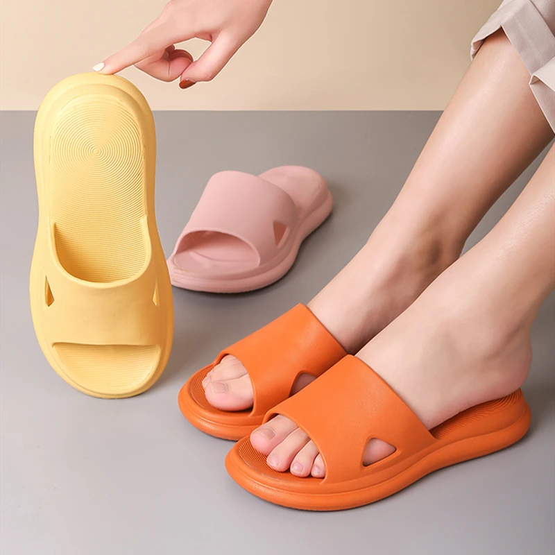 Сандалии женские из ЭВА шлепанцы для дома и ванной Нескользящие толстый каблук