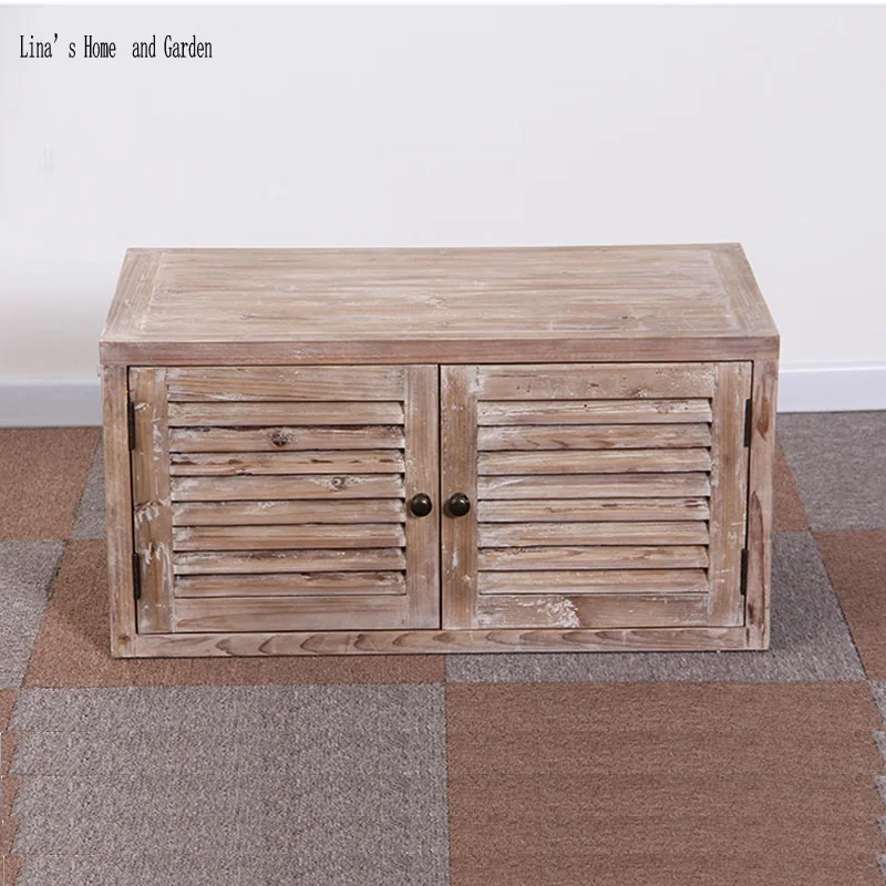 Винтажный шкаф для хранения ручной работы из сосновой древесины с задвижными