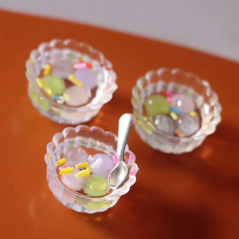 

1/12 Miniature Dollhouse Mini Crystal Glutinous Rice Balls Simulated Food for Kids Pretend Play Kitchen Toys Dolls Accessories