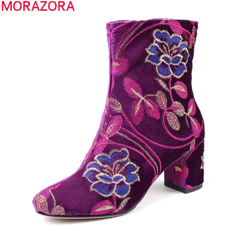 Женские ботильоны с цветочным принтом MORAZORA Черные на толстом высоком каблуке