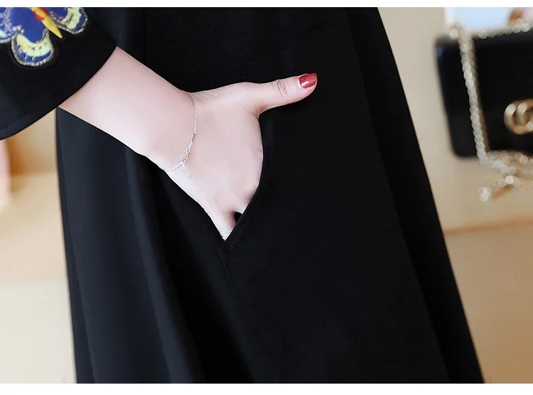 

Fat Mm Dress Large Women's Dress New Fat Sister Fashion V-neck Embroidery Loose Hide Meat Dress In Autumn And Winter 2019