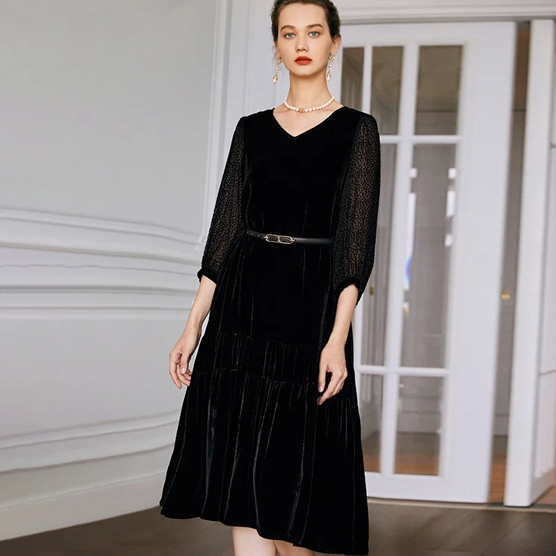 

SHZQ Black Autumn Dress 2021 New Female Silk Velvet Dress V-neck Bubble Sleeve Mulberry Silk Skirt