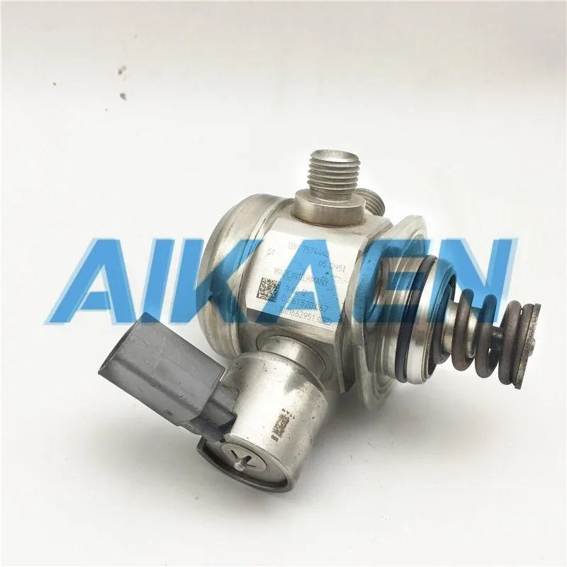 

0261520067 Genuine Original High Pressure Fuel Pump OEM 0261520067 1001662951 13517574440 0512951 For BMW Rolls-Royce