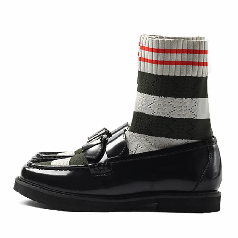 Женские ботильоны из лакированной кожи с пряжкой и ремешком | Обувь