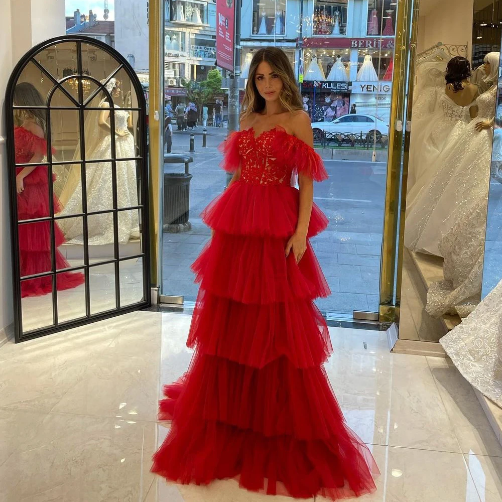 

Red Beautiful Elegant Prom Dress Cap Sleeves Lace Appliques Tulle Tiered Long A-Line Women Evening Party Gowns Custom Made 2022