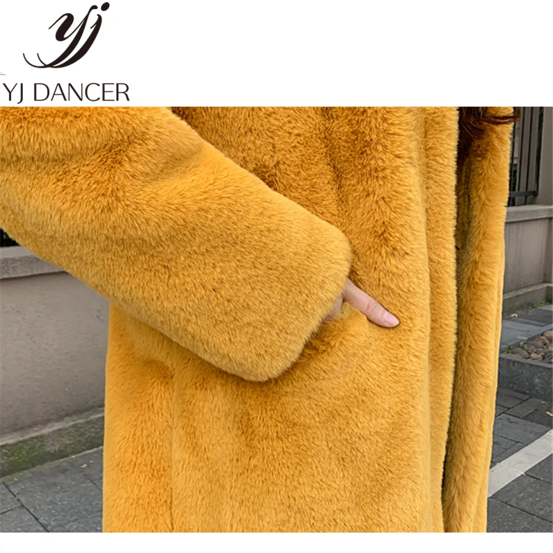 Женская зимняя куртка с капюшоном длинным рукавом и искусственным мехом | одежда