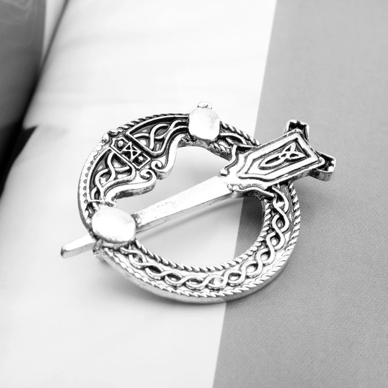 Брошь из фильма Outlander эмалированная брошь в виде чертополого целтса с узлом