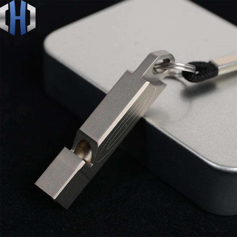 Титановый свисток легкий портативный для выживания на открытом воздухе