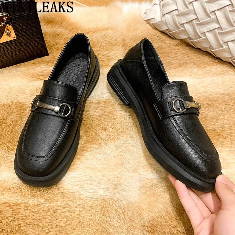 Туфли женские кожаные на платформе лоферы низкий каблук повседневная обувь