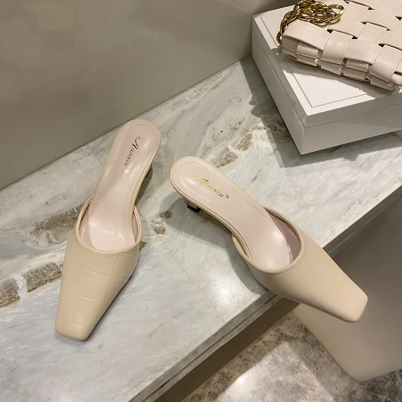 

Slippers Casual Shoes Women Heels Cover Toe Slides Med Pantofle Luxury High Thin Pointed 2021 PU Rome Basic Rubber Fashion Fabri