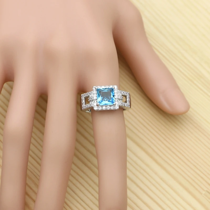 Комплект ювелирных изделий из серебра 925 пробы с квадратным кулоном и кольцом