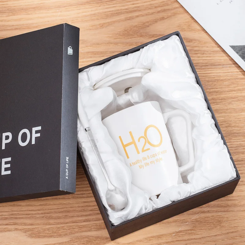 Керамическая чашка H2O для воды кофейная креативная кружка влюбленных с крышкой